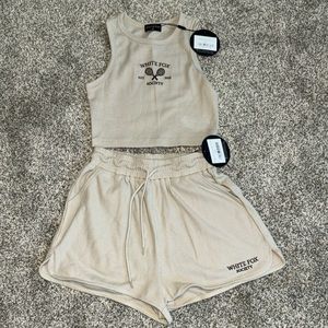 White fox set
